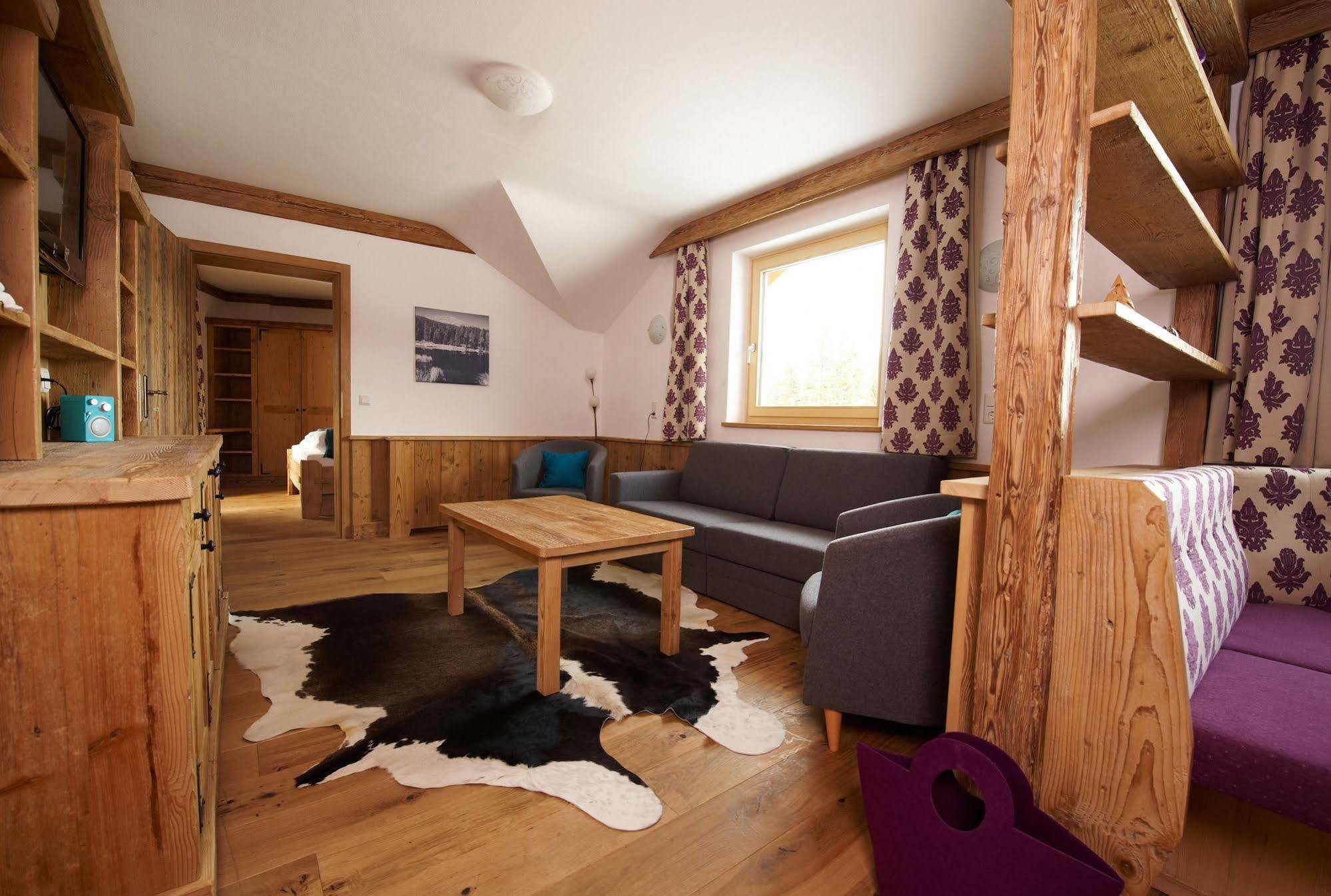 Aparthotel Hutter Gmbh Katschberghöhe Екстериор снимка